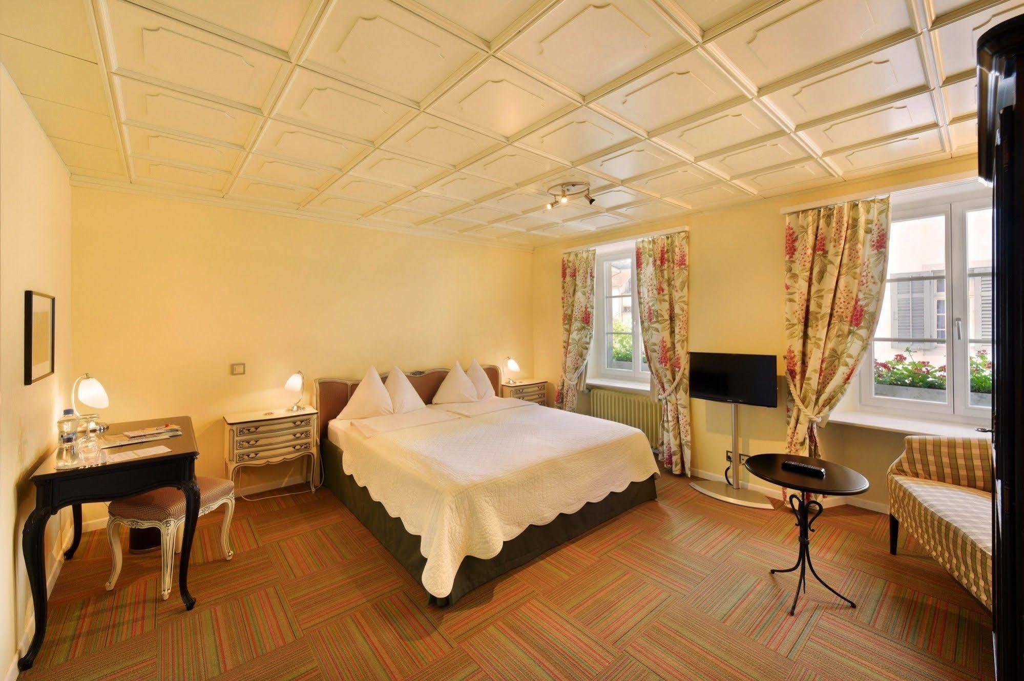 Romantik Hotel Schwan ホルゲン エクステリア 写真