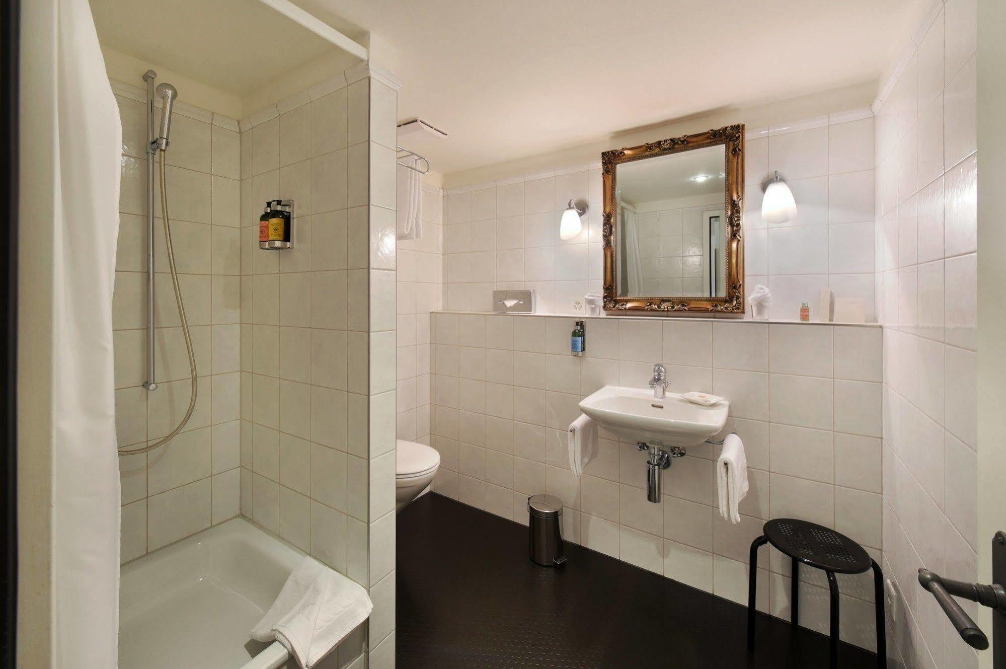 Romantik Hotel Schwan ホルゲン エクステリア 写真