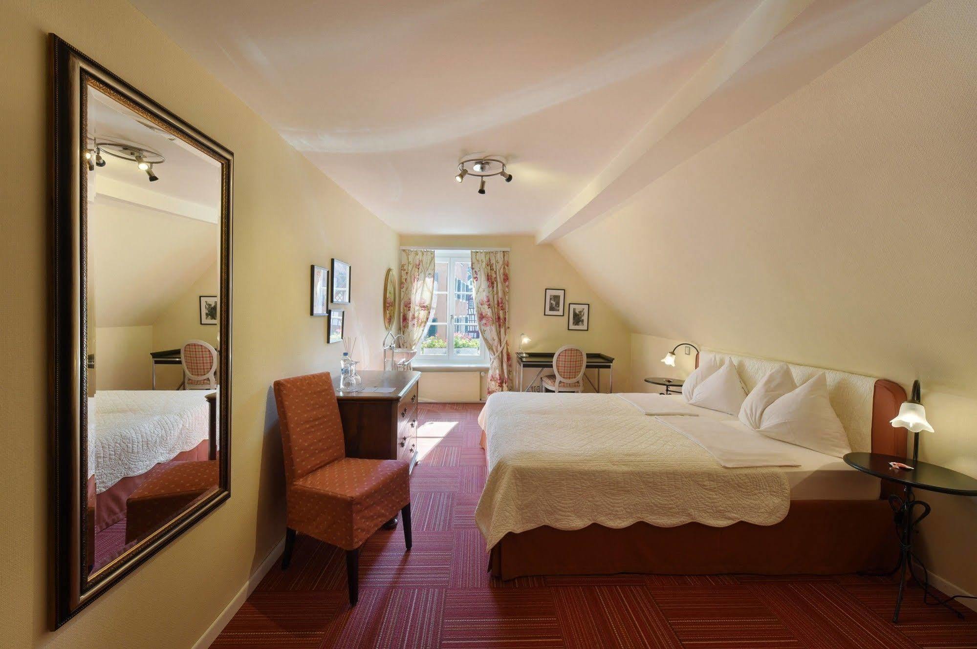 Romantik Hotel Schwan ホルゲン エクステリア 写真